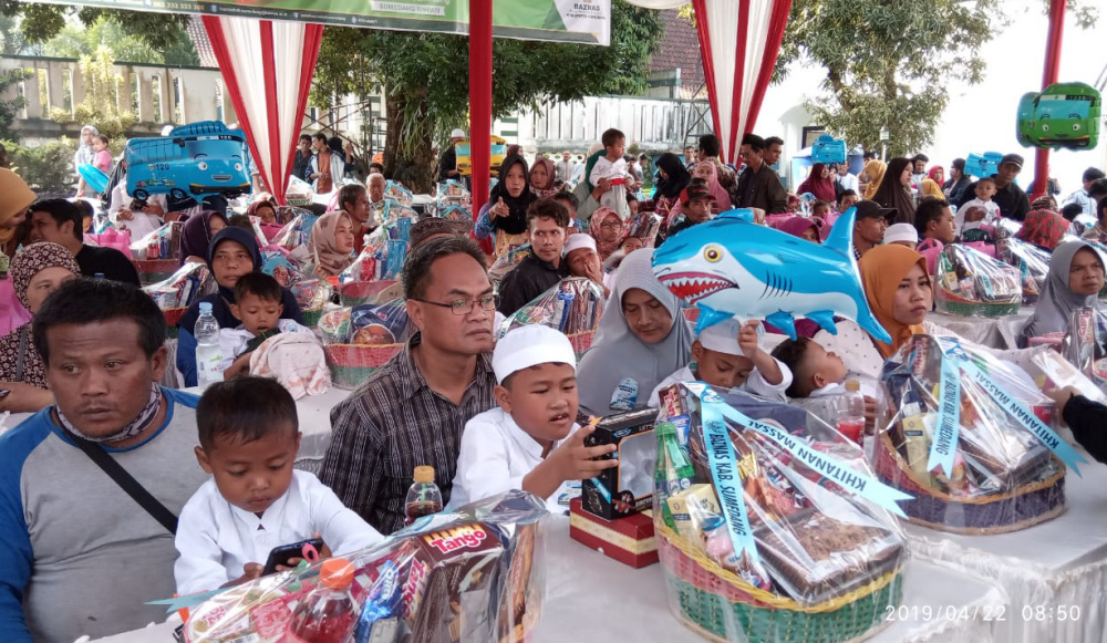 Di Momen Hari Jadi Sumedang, Baznas Sunat Gratis 105 Anak