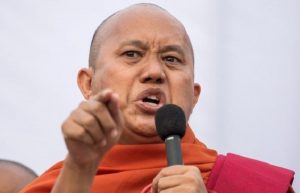 Biksu Radikal Berjuluk “Buddhist bin Laden” Diburu Polisi Myanmar