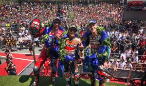 Rossi Dapat Insiden, Marc Marquez Juarai MotoGP Catalunya