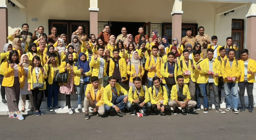 Puluhan Mahasiswa Ikopin Jatinangor Disambut 12 Koperasi di Pangandaran