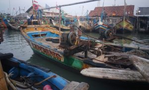 Kapal Terapung di Perairan Indramayu, Seorang Nelayan Dikabarkan Hilang