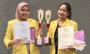Dua Mahasiswa UI Juarai English Competition 2019