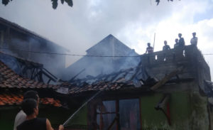 Rumah di Tanjungsari Sumedang Ludes Terbakar, 1 Unit Motor Ikut Hangus