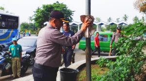 Antisipasi Corona, Puluhan Personel Gabungan di Pangandaran Bersihkan Lingkungan Terminal