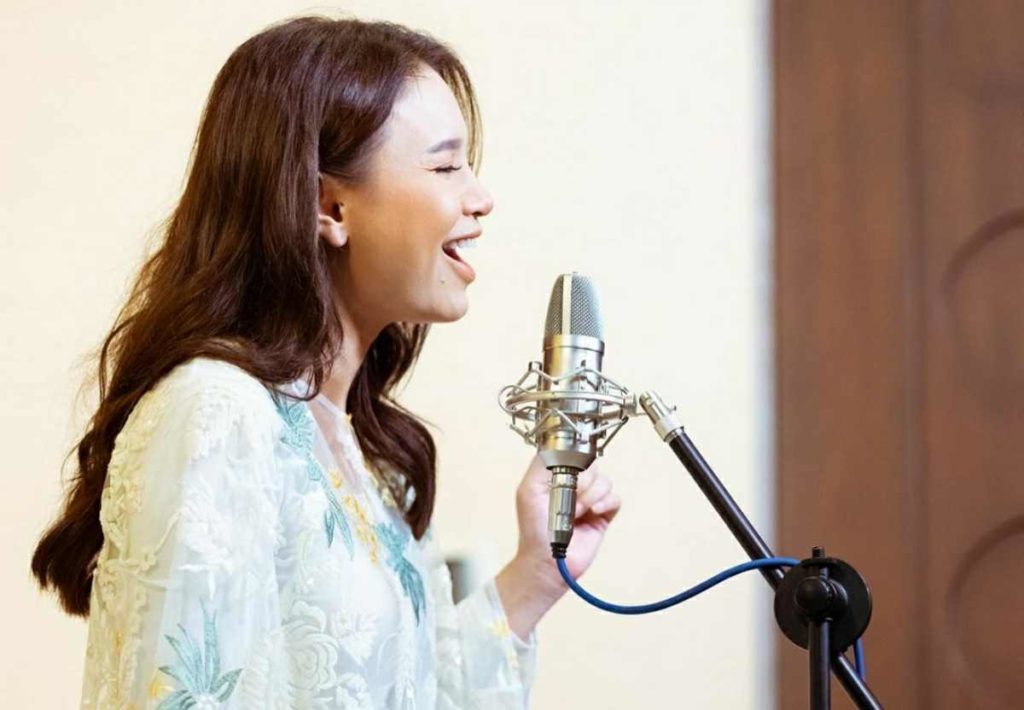 Heboh Lagu Hati yang Kau Sakiti Dirilis Versi Korea, Begini Cerita Rossa