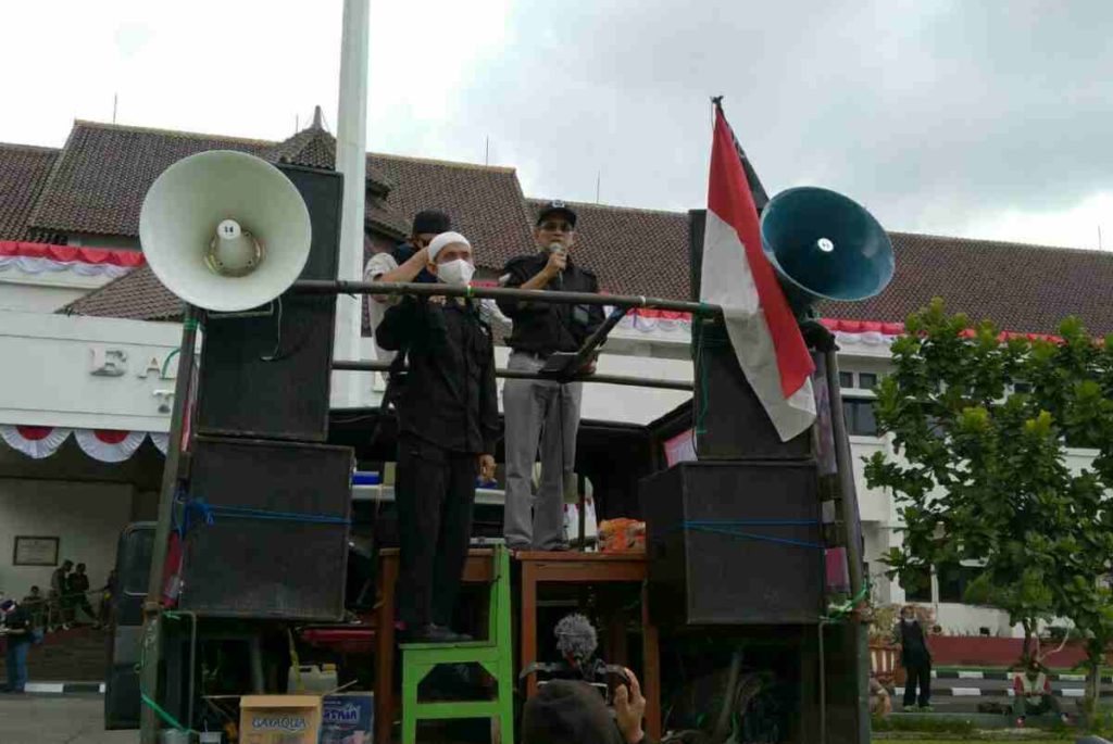 Forum Indonesia Bangkit Tasikmalaya Tuntut Cabut RUU HIP dan Keadilan Proses Hukum Denny Siregar