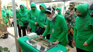 Istri Kasad TNI AD Jenderal Andika Perkasa Resmikan Bantuan Rutilahu di Sumedang