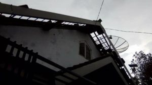 Angin Puting Beliung Rusak Belasan Rumah di Wado Sumedang