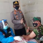 TNI Polri di Paseh Sumedang Antusias Ikuti Vaksinasi Covid-19