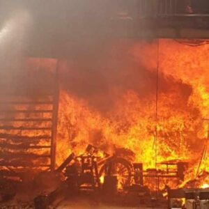 Workshop Mebel di Jakarta Timur Terbakar Hebat