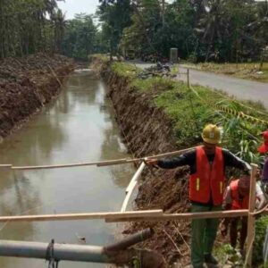 Sungai Terdampak Bencana di Sidomulyo Pangandaran Diperbaiki