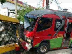 Kronologi Elf Seruduk 3 Motor di Tanjungsari Sumedang