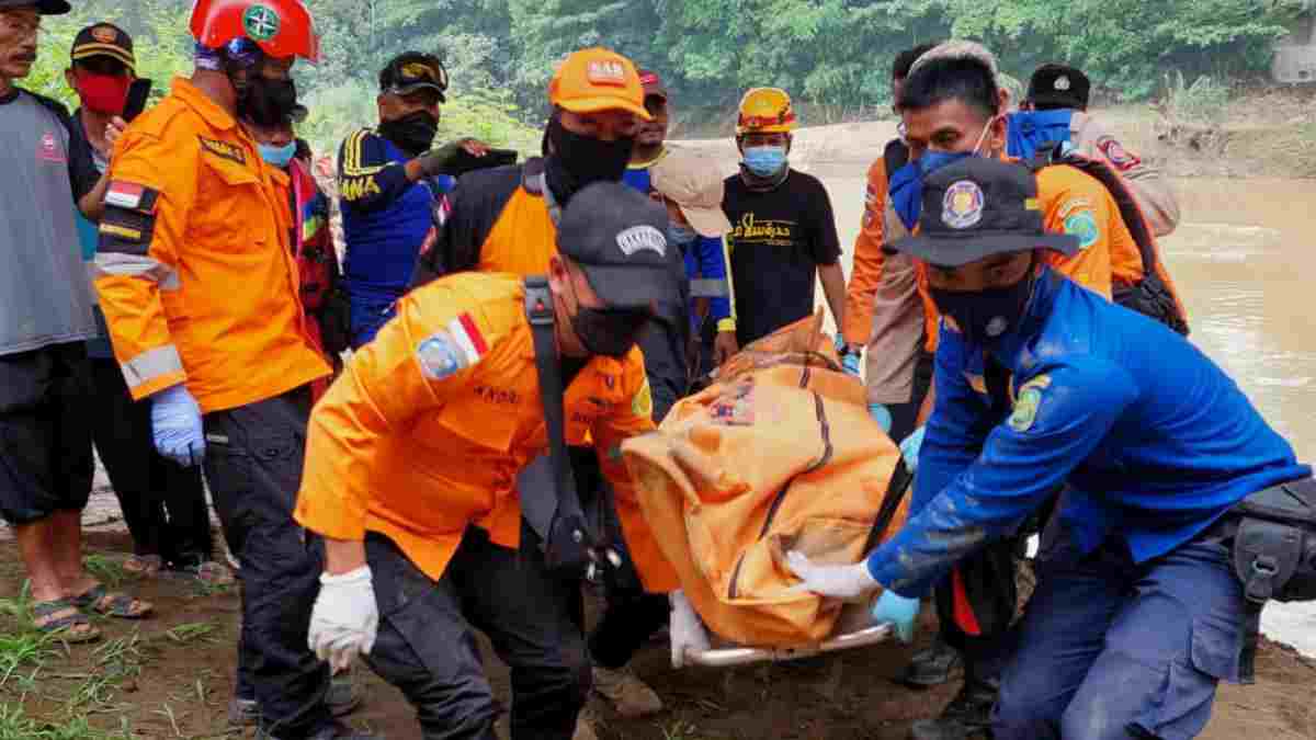 Warga Subang Ditemukan Tewas di Sungai Cipunagara