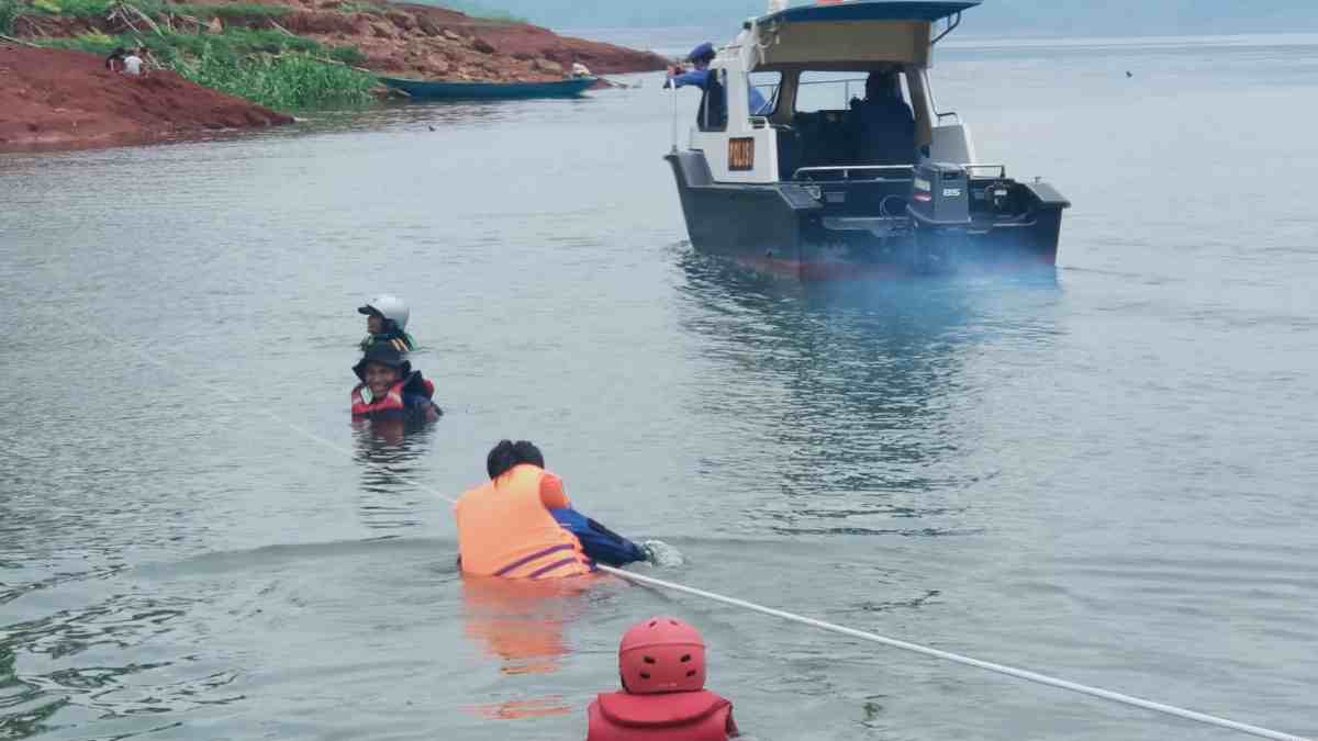 Warga Sumedang Siaga Bencana Banjir dan Longsor