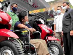 Kemensos Beri Bantuan Modal Usaha untuk Disabilitas di Sumedang