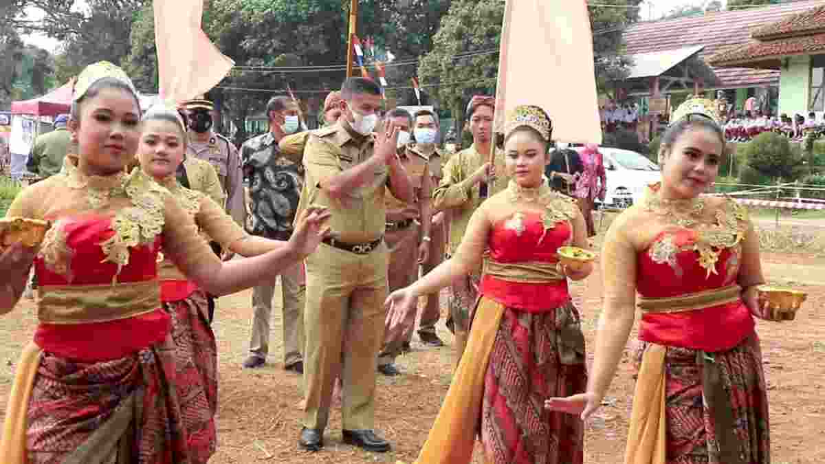 Ciherang Harus Jadi Desa Terbaik di Sumedang