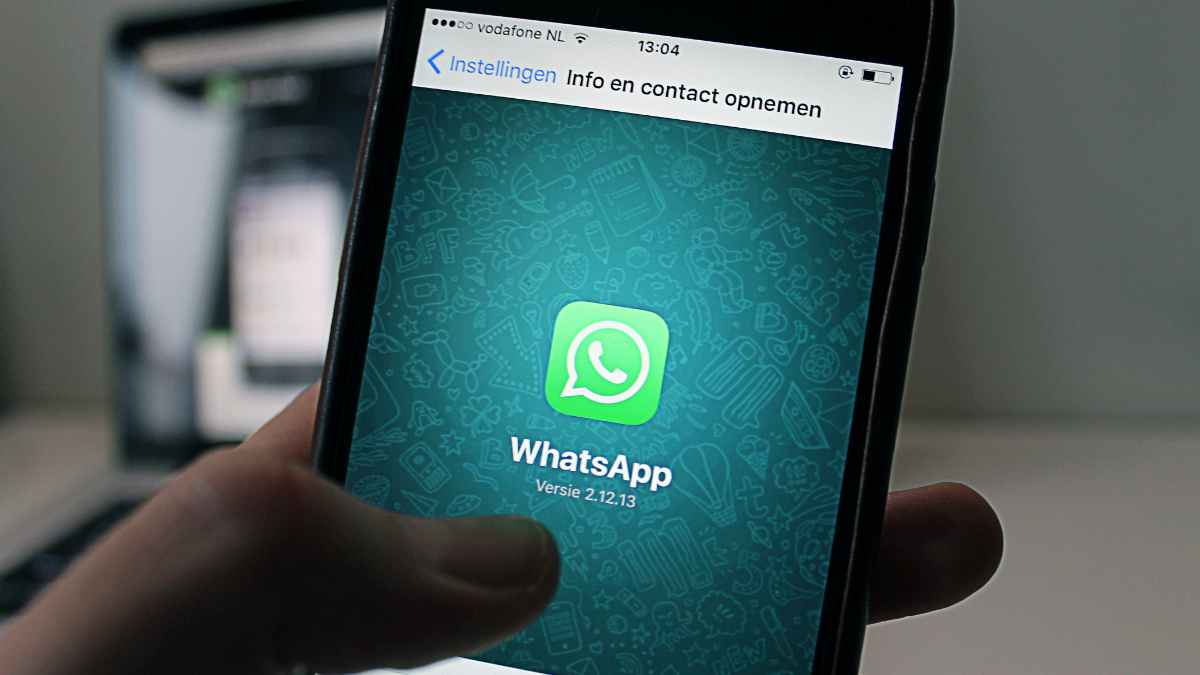 Plus Minus WhatsApp bagi Remaja