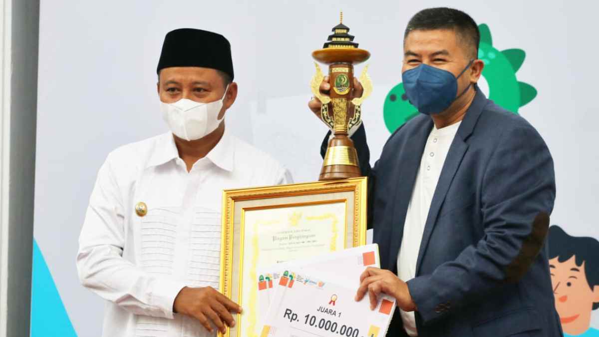 Sumedang Raih Dua Penghargaan pada Peringatan Hari Gizi Nasional Tingkat Provinsi