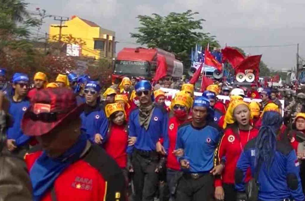 Buruh di Sumedang Tolak Aturan Baru JHT, Ini Alasannya