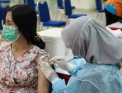 Vaksinasi Covid-19 Gratis, IPDN dan TNI AL Sasar Warga Sumedang