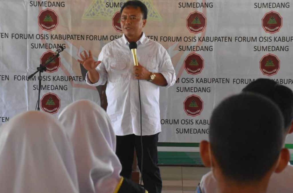 Sekda Sumedang Minta Disdik Membina dan Melindungi OSIS