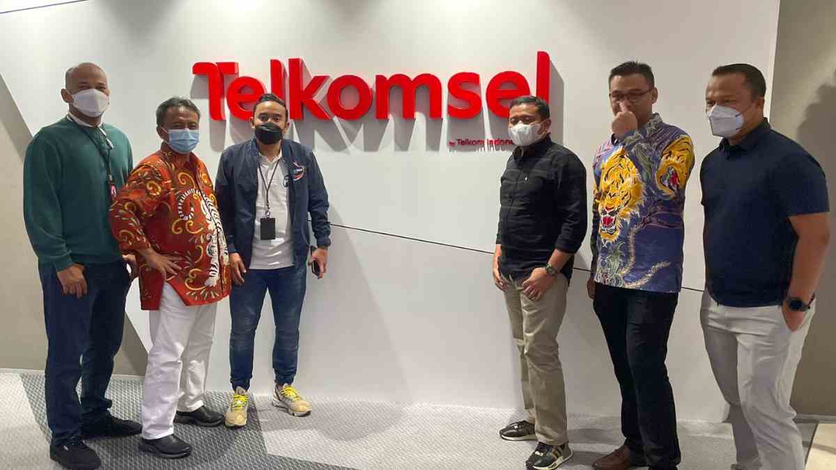 Terima Kasih Telkomsel dari Pemkab Sumedang