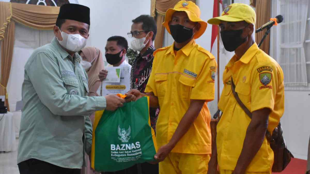 Gebyar Ramadan, Baznas Sumedang Salurkan Rp1.2 Miliar