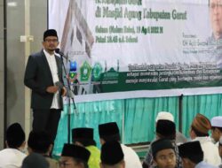 Hadiri Peringatan Nuzulul Qur’an di Masjid Agung Garut, Wabup Ajak Jemaah Segera Divaksin
