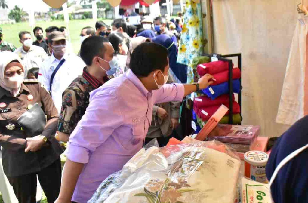 Hari Buruh di Sumedang Diperingati dengan Bazar Ramadan