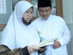 Pak Uu Buka Milenial Smartren Ramadan 1443 Hijriah di SMAN 1 Cileunyi Bandung