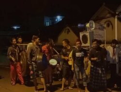 Unik! Pemuda Sumedang Bangunkan Sahur dengan Musik Tanji Kuda Renggong