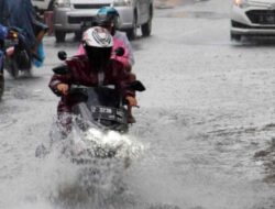 Ruas Jalan di Kota Tasikmalaya Langganan Banjir Cileuncang