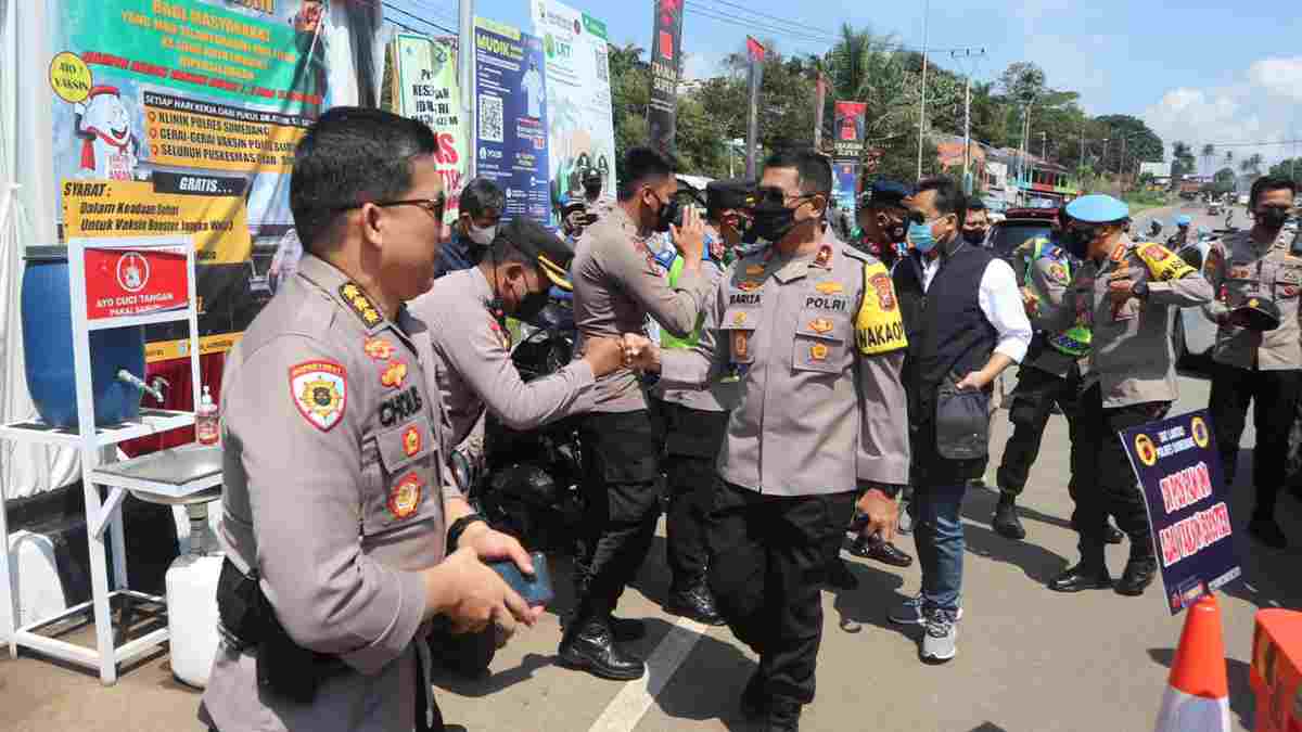 Arus Balik Lebaran, Wakapolda Jabar Cek Tol Cisumdawu di Sumedang