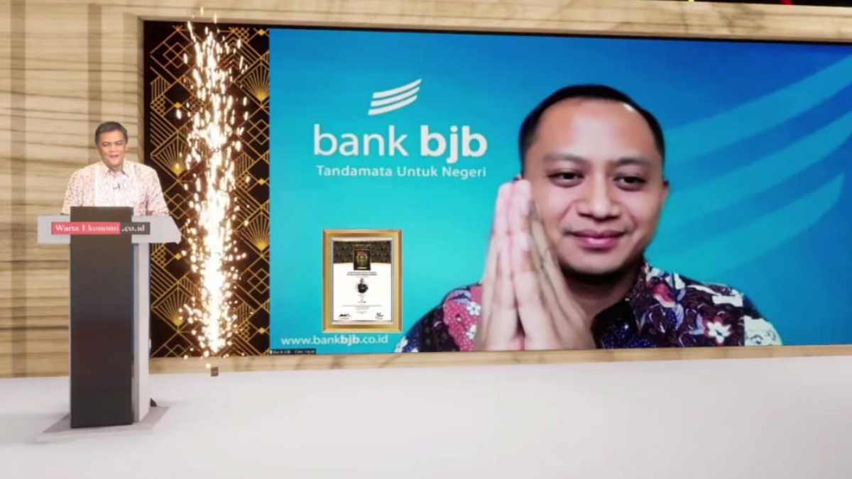 Direktur Utama bank bjb Yuddy Renaldi Raih Indonesia Financial Top Leader Awards 2022
