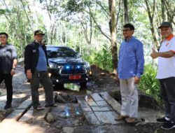 Wabup Garut Monitoring Pembangunan Jalan di Kecamatan Cisompet