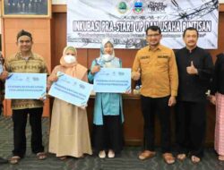 Bersama Bank bjb, Pemkab Garut Berikan Bansos untuk Perkuat Permodalan 490 Pelaku Usaha