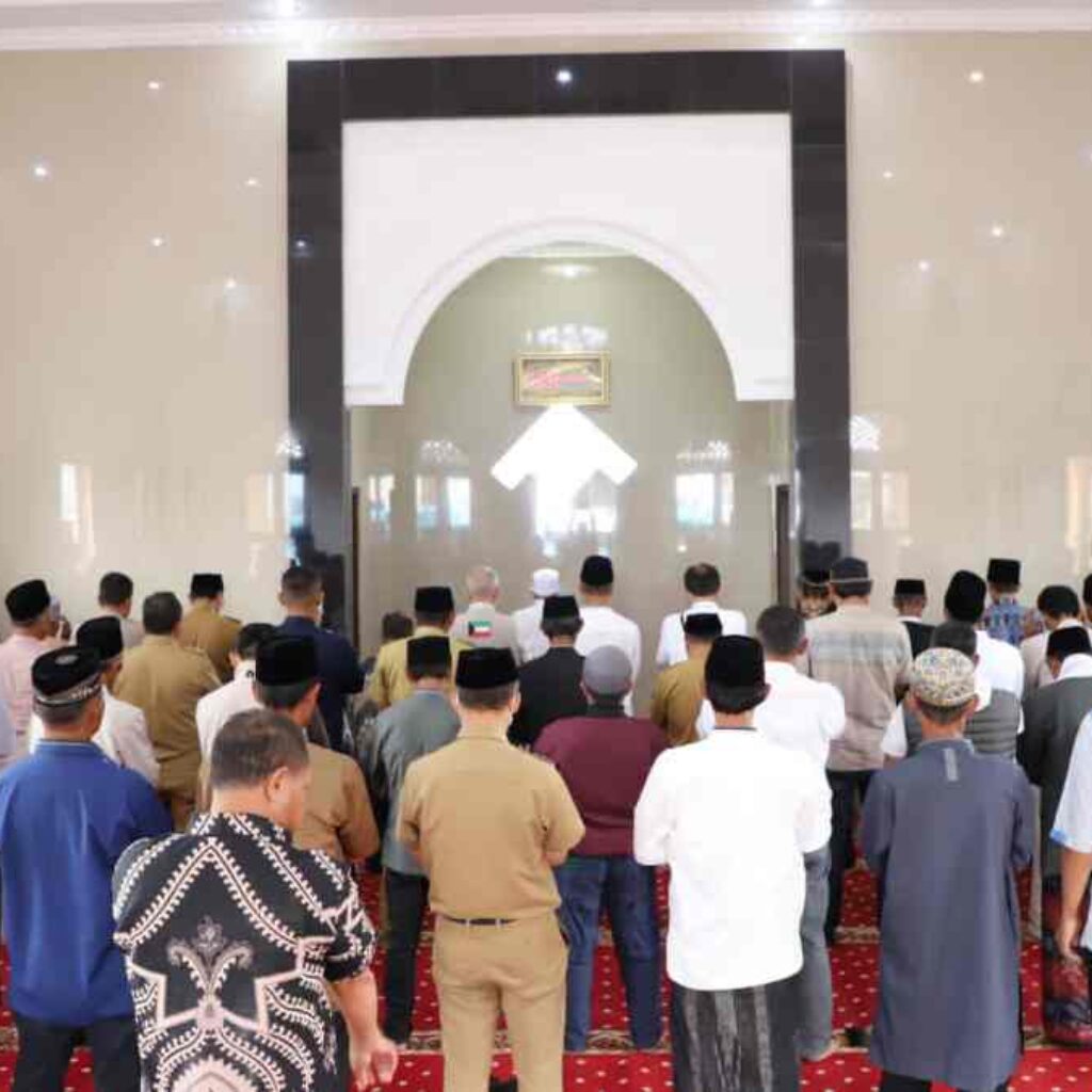 Wabup Garut Resmikan Masjid Jami Al-Istiqomah di Cisurupan