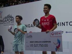 Senyum Anthony Sinisuka Ginting Kembali Merekah Setelah Juara Singapore Open 2022