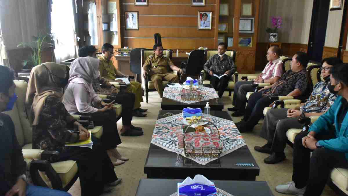 Unsap Harus Jadi Barometer Pendidikan di Sumedang