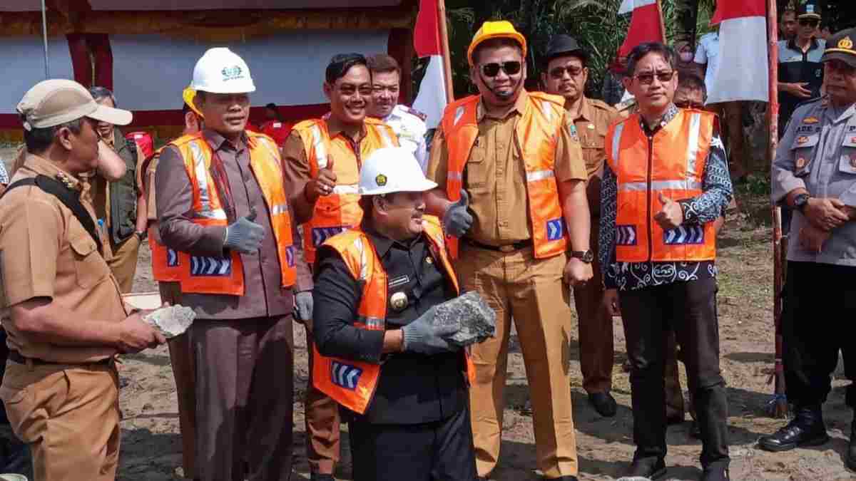 Bupati Pangandaran Resmikan Pembangunan Jembatan Karangtirta-Pamugaran