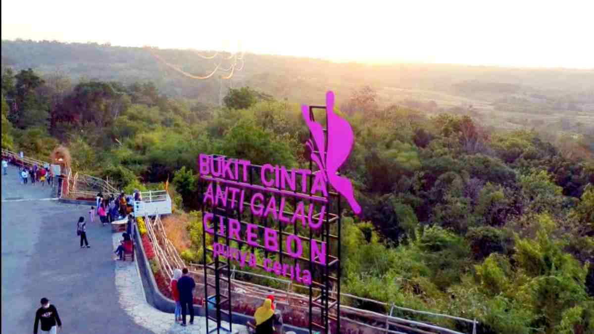 Wisata Bukit Cinta, Anti Galau di Cirebon - ruber.id