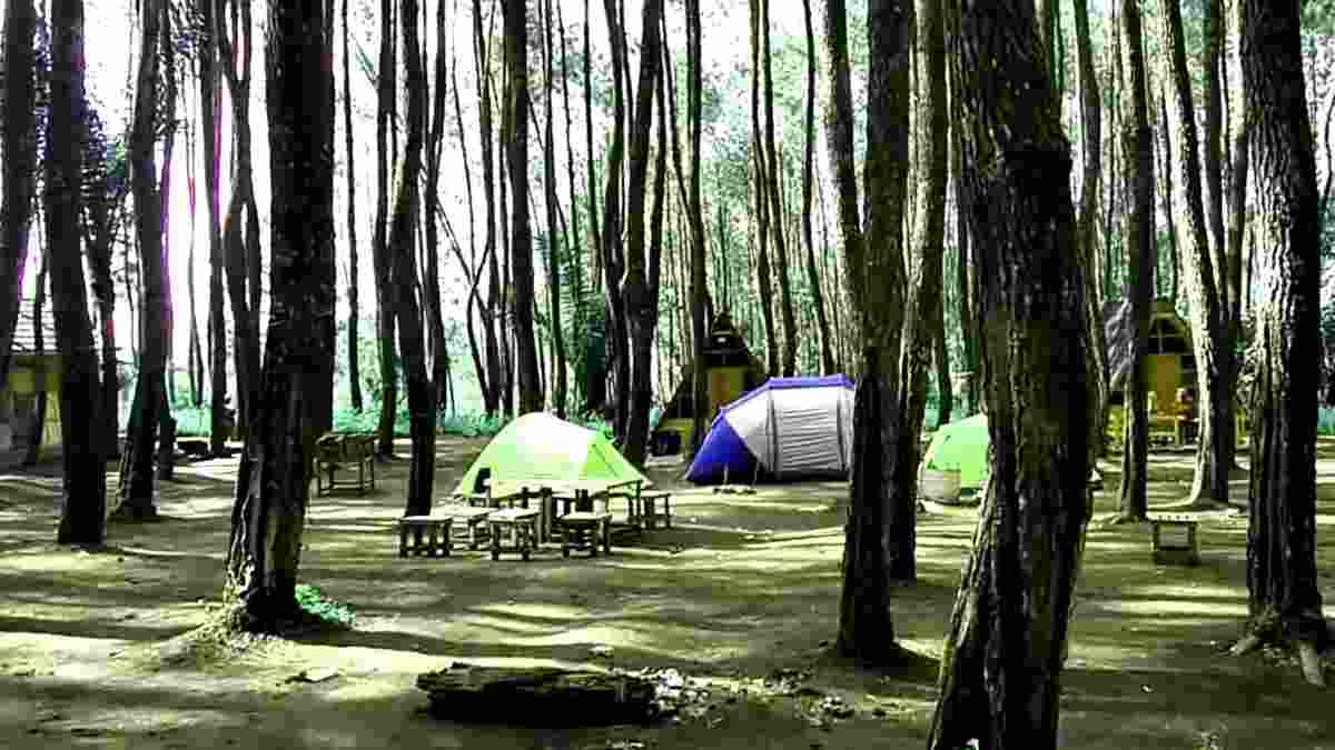 Objek Wisata Kolong Langit Cilawu, Camping Ground di Kabupaten Garut