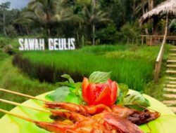 Objek Wisata Sawah Geulis, Tradisional Sunda di Tasikmalaya