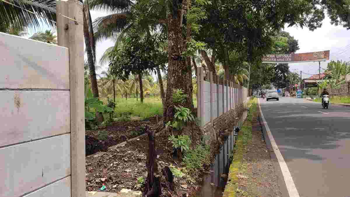 Pagar Pembatas Tanah di Pangandaran Ganggu Estetika