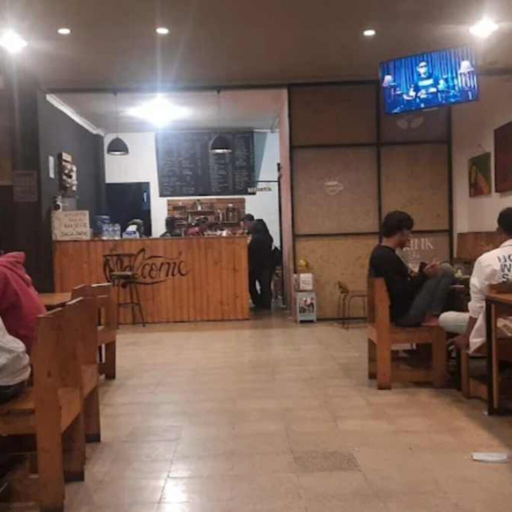 Cafe Coffee di Tasikmalaya Cocok untuk Nongkrong, Nomor Dua Ada Gunungnya
