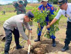 Hari Bakti Ke-77 PUPR, Polres Sumedang Tanam Pohon di Waduk Jatigede