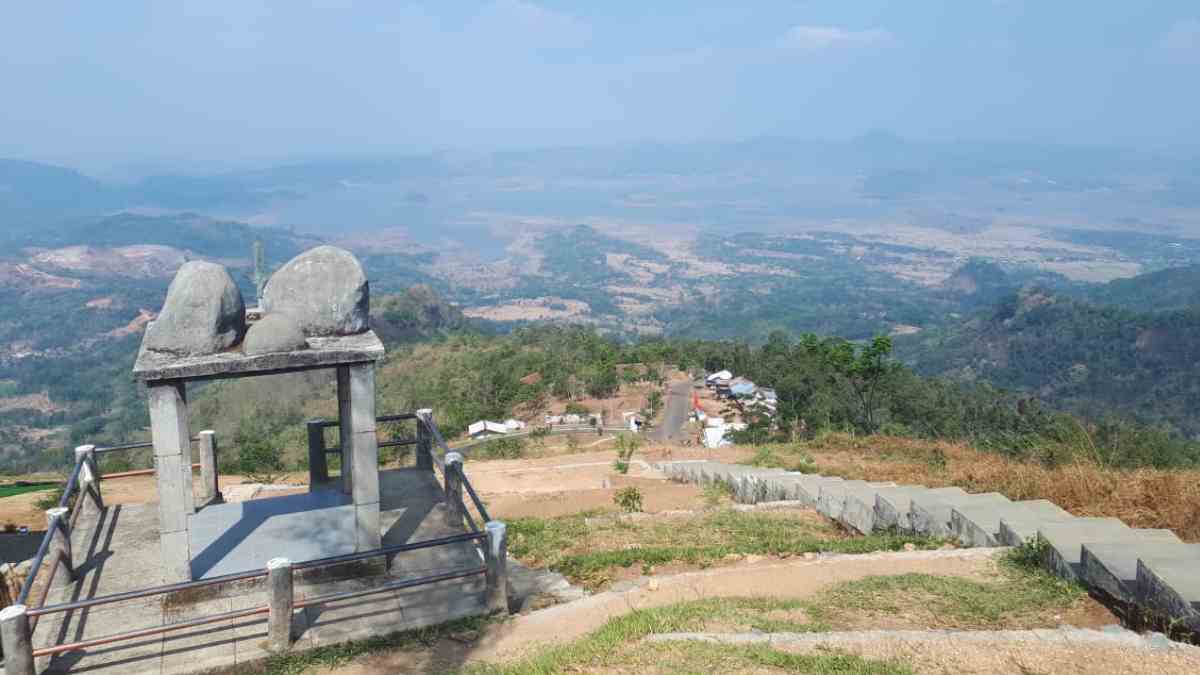 4 Gunung di Sumedang Diyakini Jalur Lalu Lintas Gaib, Paku Bumi Waduk Jatigede