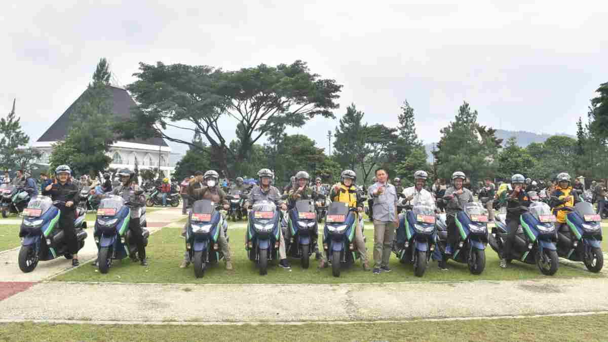 Bupati Bangga Kades dan Lurah di Sumedang Kompak