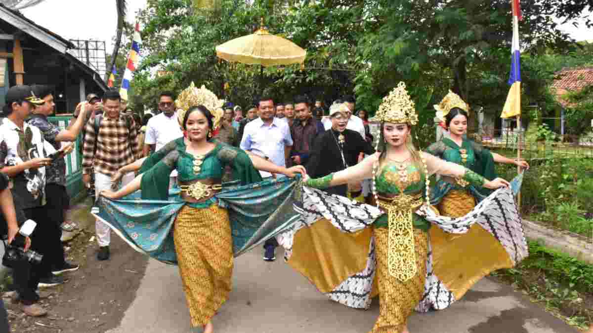 Bupati Sumedang Apresiasi Gelaran Khitanan Massal dan Botram Baduga