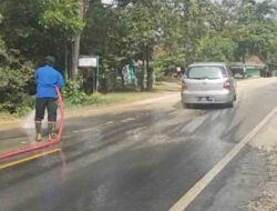 Jalan di Pangandaran Kotor Akibat Aktivitas Pengangkutan Batu Cabluk, Damkar Bergerak